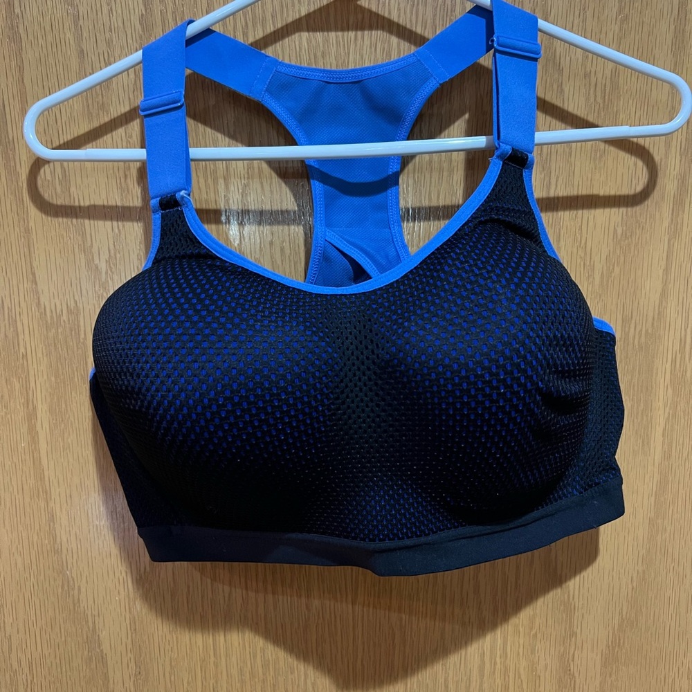 Victoria’s Secret Sports Bra